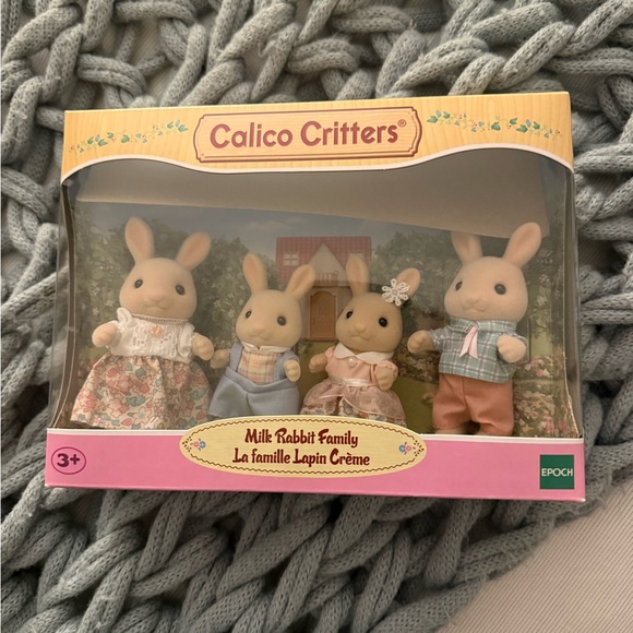 Calico Critters Milk Rabbit Family Set - Picture 1 of 3
